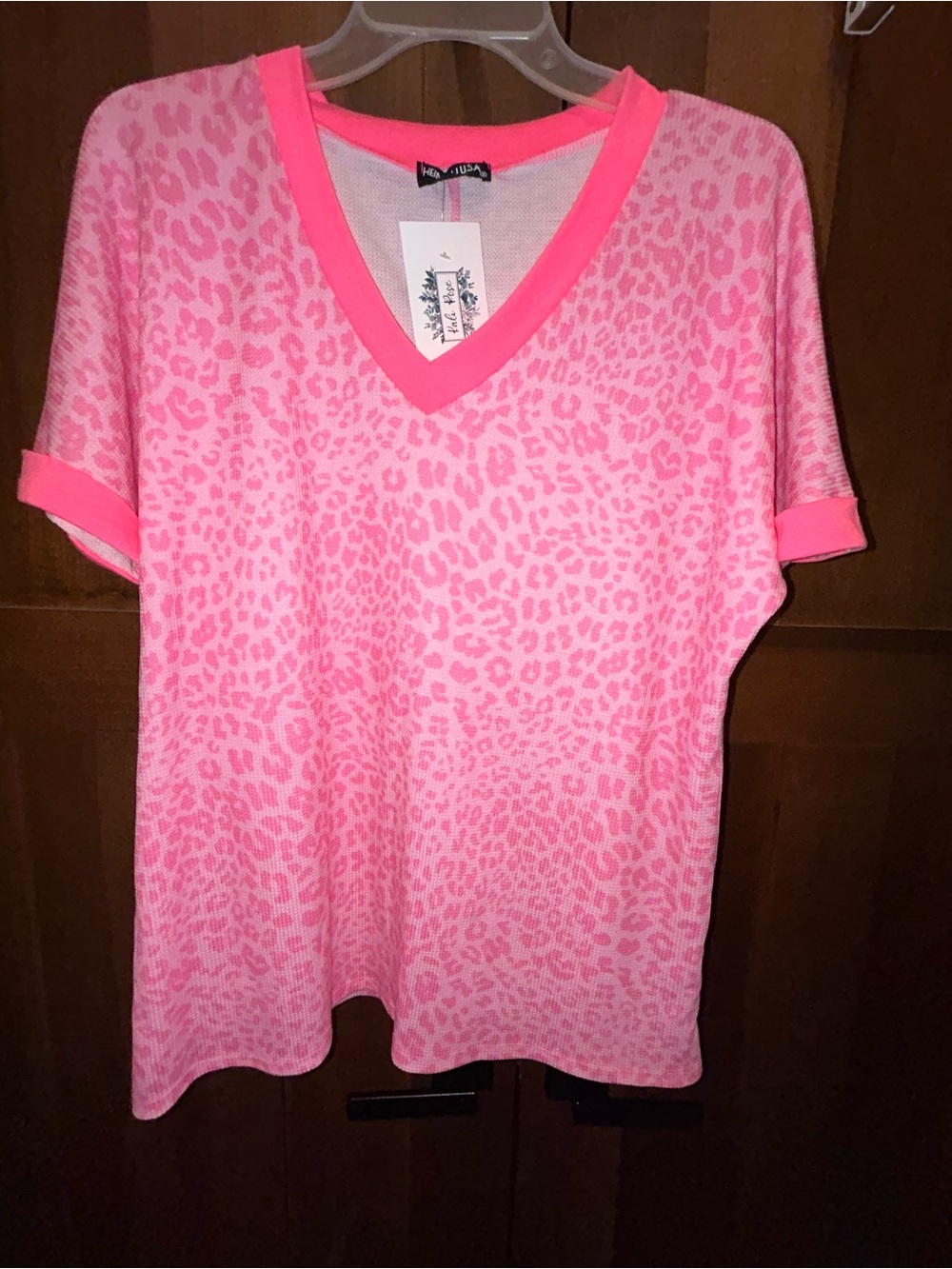 Neon Pink Leopard Print V-Neck Top size small
